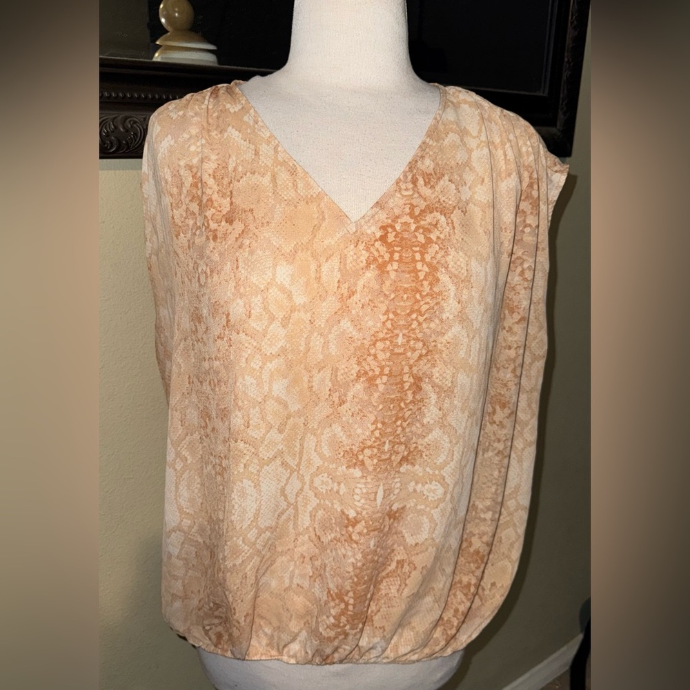 Worthington snake print Sleeveless Top